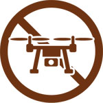 ドローン、ラジコンヘリコプター等は、危険回避のため、村内での使用は禁止